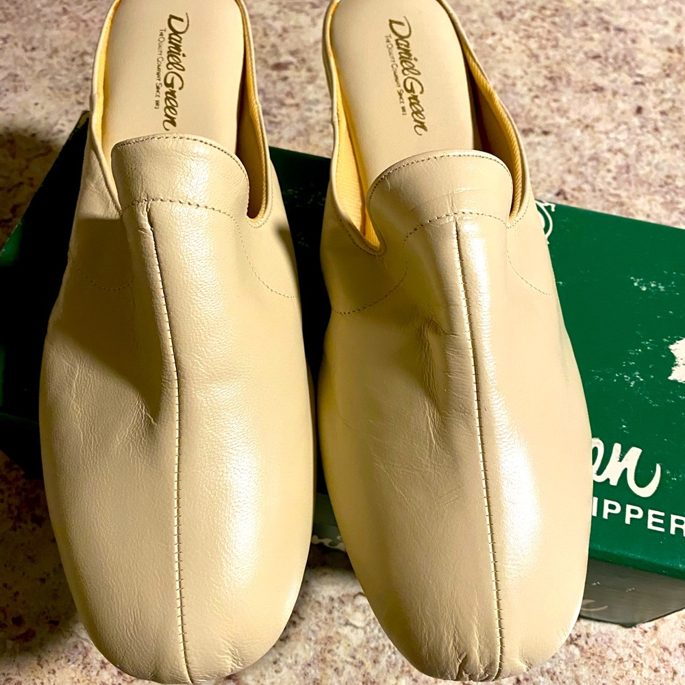 Daniel Green Softest Leather Slippers